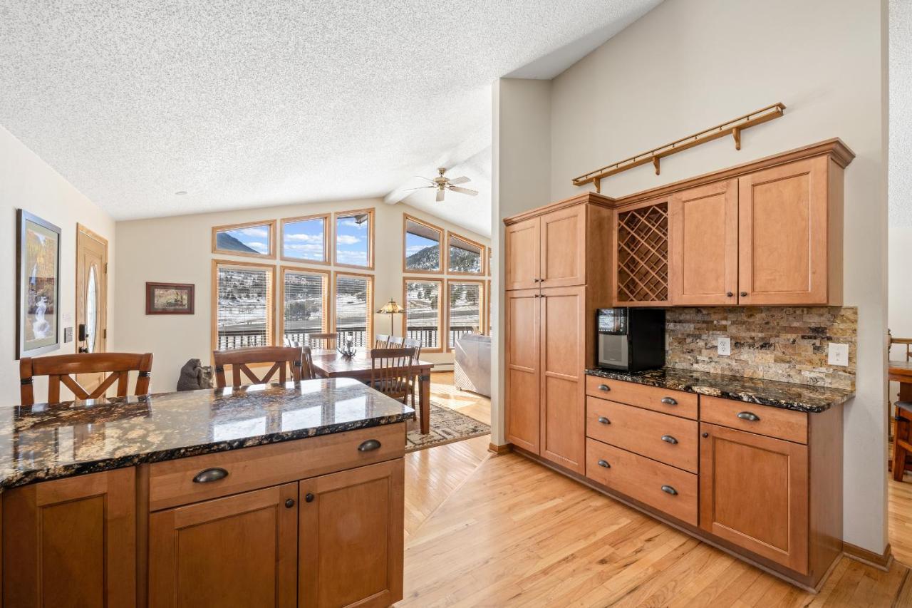 Lily Mountain Lodge - Amazing Mountains Views, Private Hot Tub, Great Location Estes Park Exterior photo